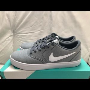 Nike SB Check Solar Canvas Cool Grey White Black